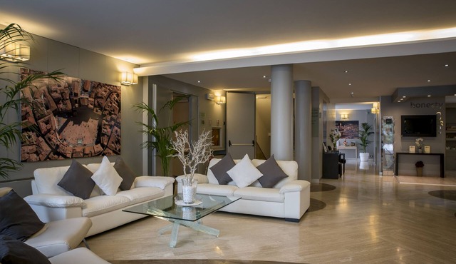 Hotel Executive