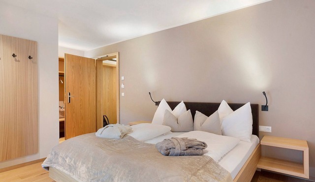 Hotel Murrer Double Room 204 with Mountain View, Spa and Wellness Area