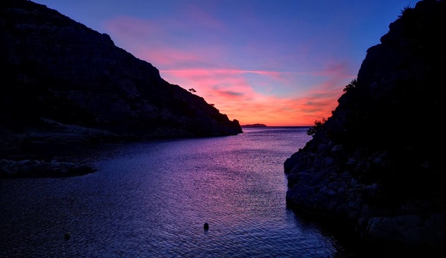 house - cove of Morgiou