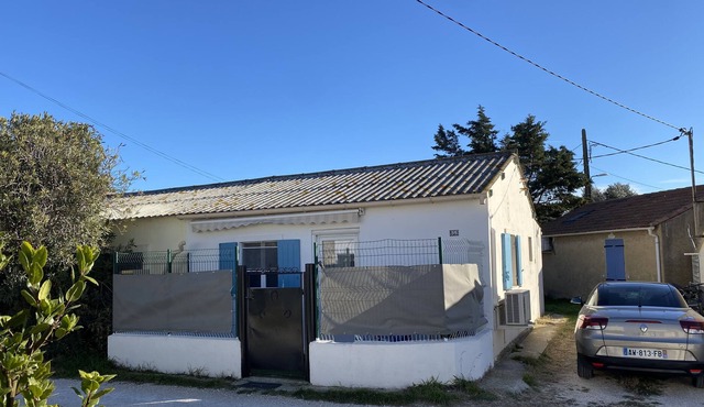 House on Cartel beach 50 meters from the sea