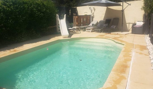 House gemenos clim swimming pool close beaches 9 sleepings