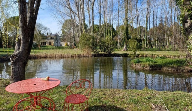 House on the banks of the Sorgue
