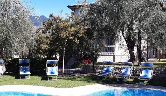 House stefi 2 M0230450730