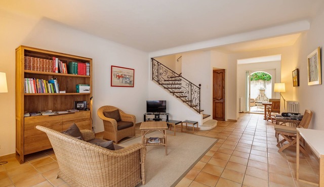 House with courtyard in the heart of Saint Remy de Provence