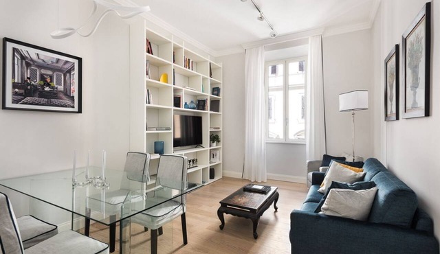 Idyllia | Elegant central flat