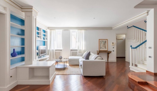 iFlat | Margutta Colors on Canvas Apartment