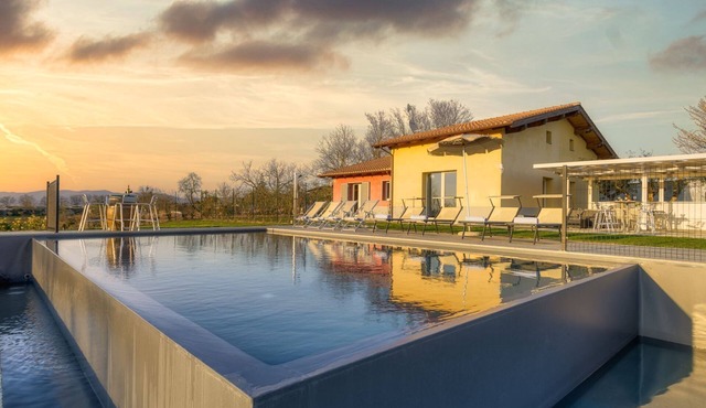 Independent villa near Cortona with 3 bedrooms. Private pool, A/C and Wi-Fi!