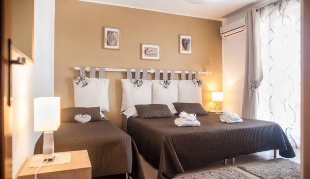 Joan Suite. Your home in Pompeii