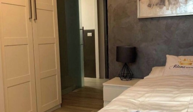 Klemi- Double Room with Private Bathroom