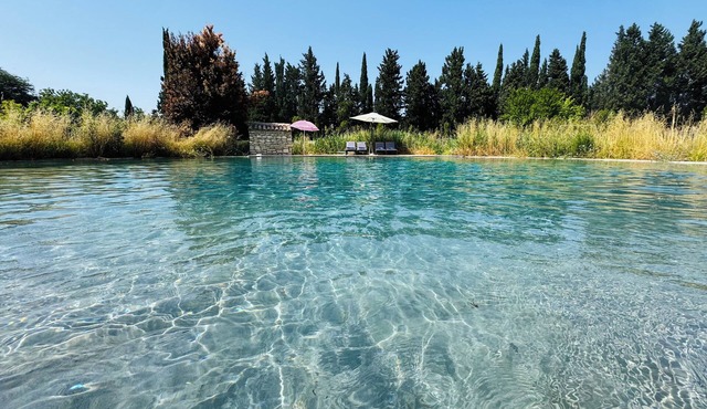 L'Isle sur la Sorgue, country house