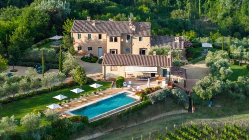 LA FONTE DI SANTA REGINA 8, Emma Villas