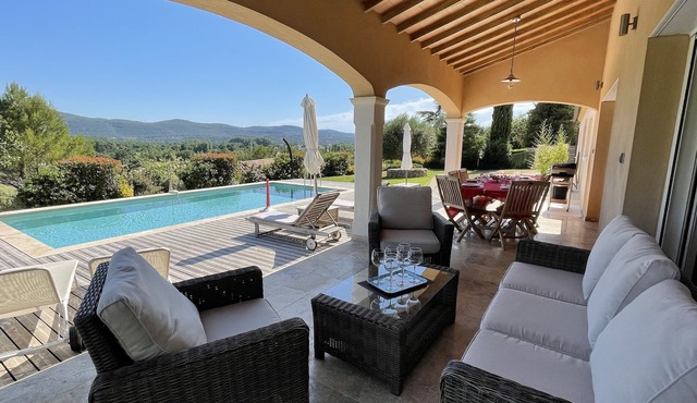 La Maison de Sophie : Luxury Family Villa Heated Pool Provence Verte