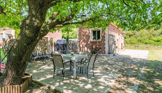 La Petite Maison in the Vineyard