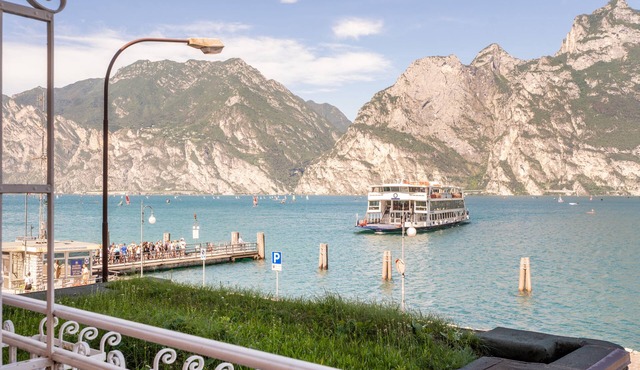 Lake Hotel Ifigenia