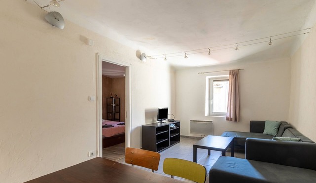 Le Beaumier - One Bedroom Apartment, Sleeps 4