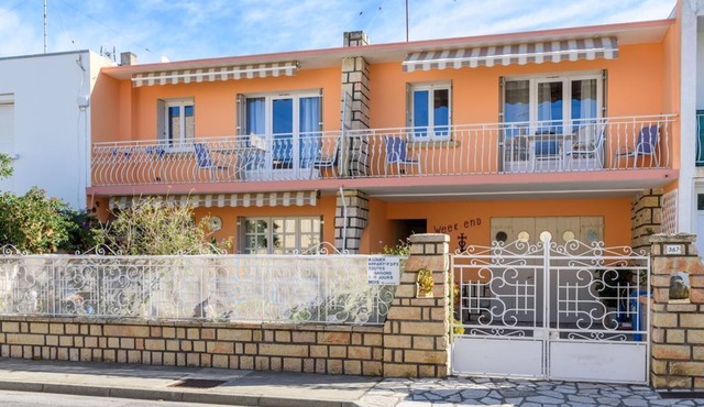 Le Charmant | Spacious 3-room apartment (75 m²) – Beach and shops 150 m away