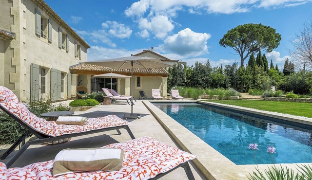 Le Jardin Secret, , St Rémy, a nearby village within walking distance