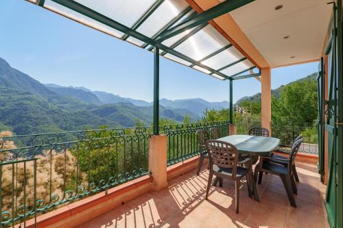 Le Nid de Ciambonson - Terrasse avec vue montagne