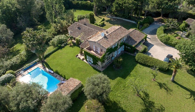 Les Berguières – Private estate & pool