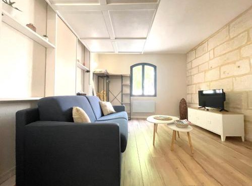 Les remparts Aigues-Mortes appartement et parking