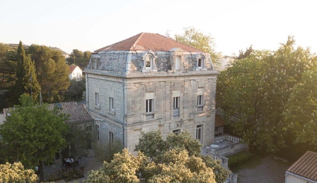 Logis Hôtel - Restaurant Résidence Les Cèdres