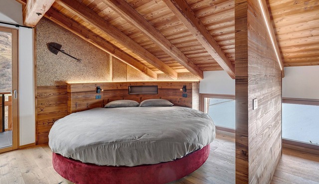 Loni Lodge Suite Boai – Panoramic Suite with Private Sauna