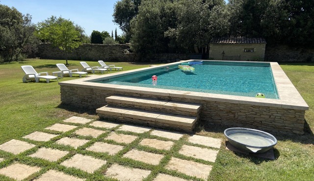 "LOU MAS TORTARELA" IN THE HEART OF LA GARRIGUE, IN UZES, STONE HOUSE 75m2