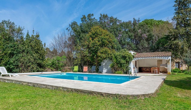 Lovely home in Miramas