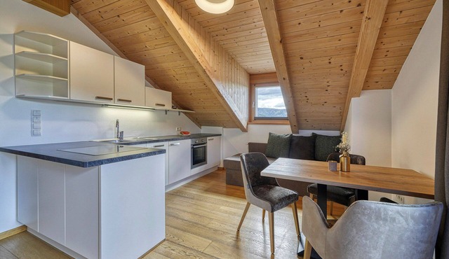 Luxury Apartment "Weißhorn" with Mountain View and private Steam Sauna