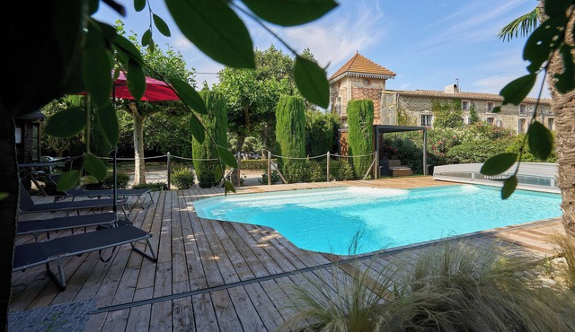 Luxury Vineyard Retreat with Private Pool & Spa – Near Carcassonne