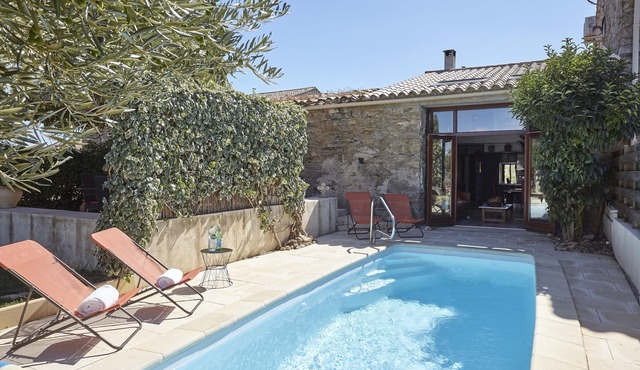 LUXURY WINEMAKER'S COTTAGE, HEATED POOL, AIR CON, CANAL DU MIDI, near CARCASSONE