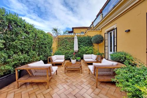 LuxuryTerrace RomeApartment