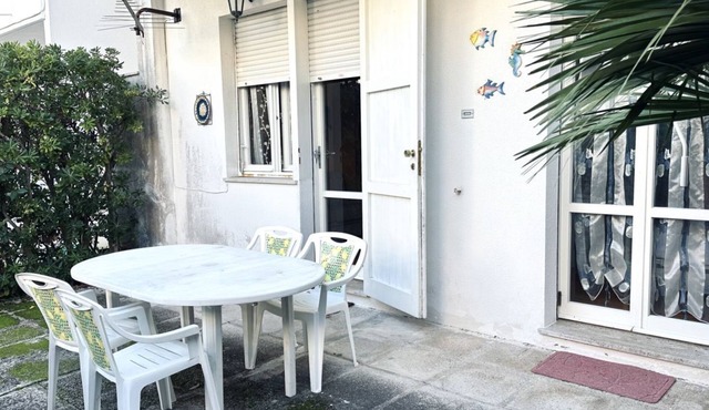 M282 - Marcelli, three-room apartment with garden 100m from the sea
