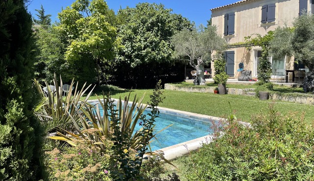 Magnificent stay in the shadow of the Alpilles