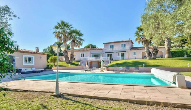 Magnificent luxury villa L'Oliveraie Swimming pool
