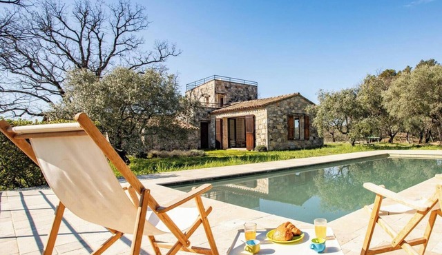 Magnificent stone house in the heart of the Fayence