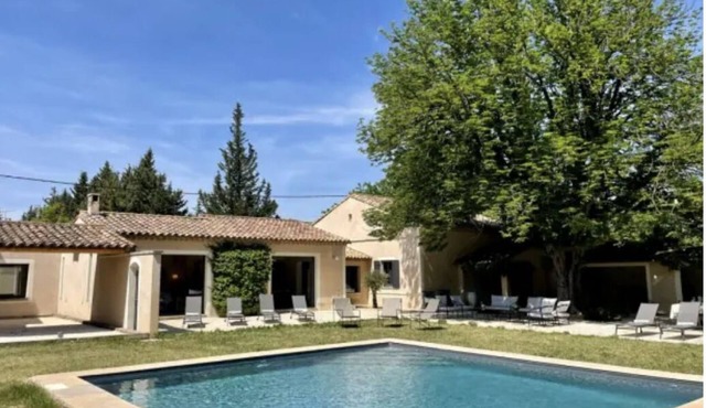 Magnifique Villa Pour 10 Personnes à Eygalières