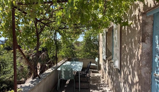 Maison de vigne Aforeva