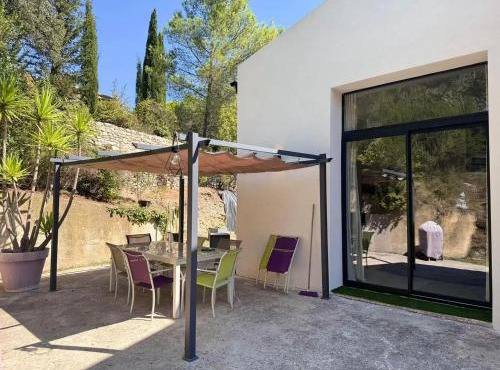 Maison familiale spacieuse à Aubais 185 m² avec jardin
