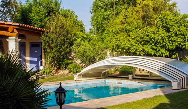 Maison piscine proche Alpilles