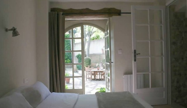 Mas d'Oléandre (5 km from Uzès) - Paulownia cottage