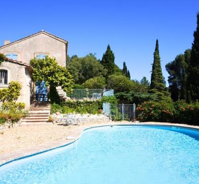 MAS provencal piscine