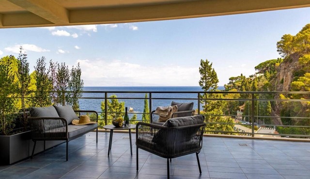 Mazzarò Boutique Apartment, cozy and comfortable beachfront apartment