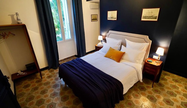 "Mediterranean" Room with Shared Terrace, Wi-Fi, and Air Conditioning