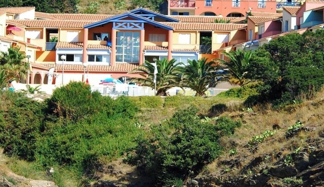Mediterranean Sea View Escape for 6