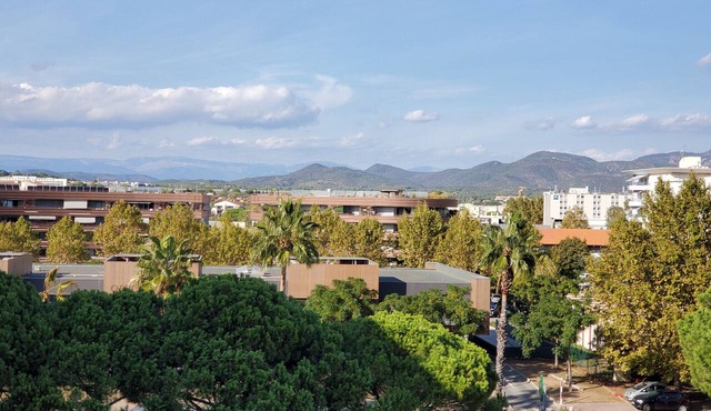 Miougrano 3 Rooms Air Conditioned 48m2 Balcony, Swimming Pool, Parking, Close to Everything