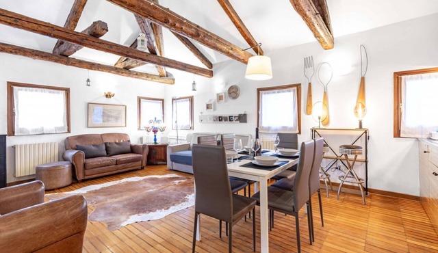 Modern apartment in the heart of San Marco - 2 bedrooms