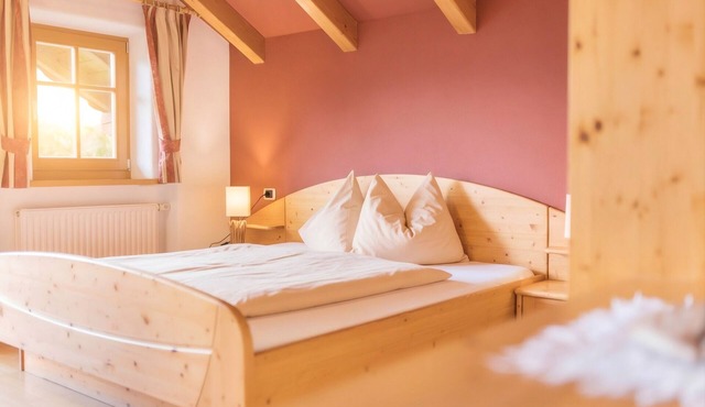 Modern Apartment "Oberplunerhof - Kronplatz" with Wi-Fi and Balcony