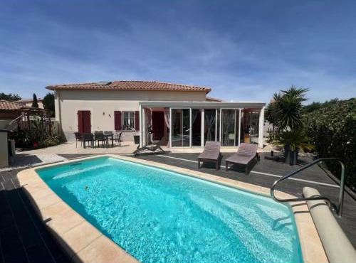 Narbonne Small Villa with Private Pool