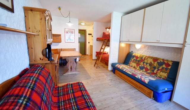 NARDIS 15 Studio Apartment
